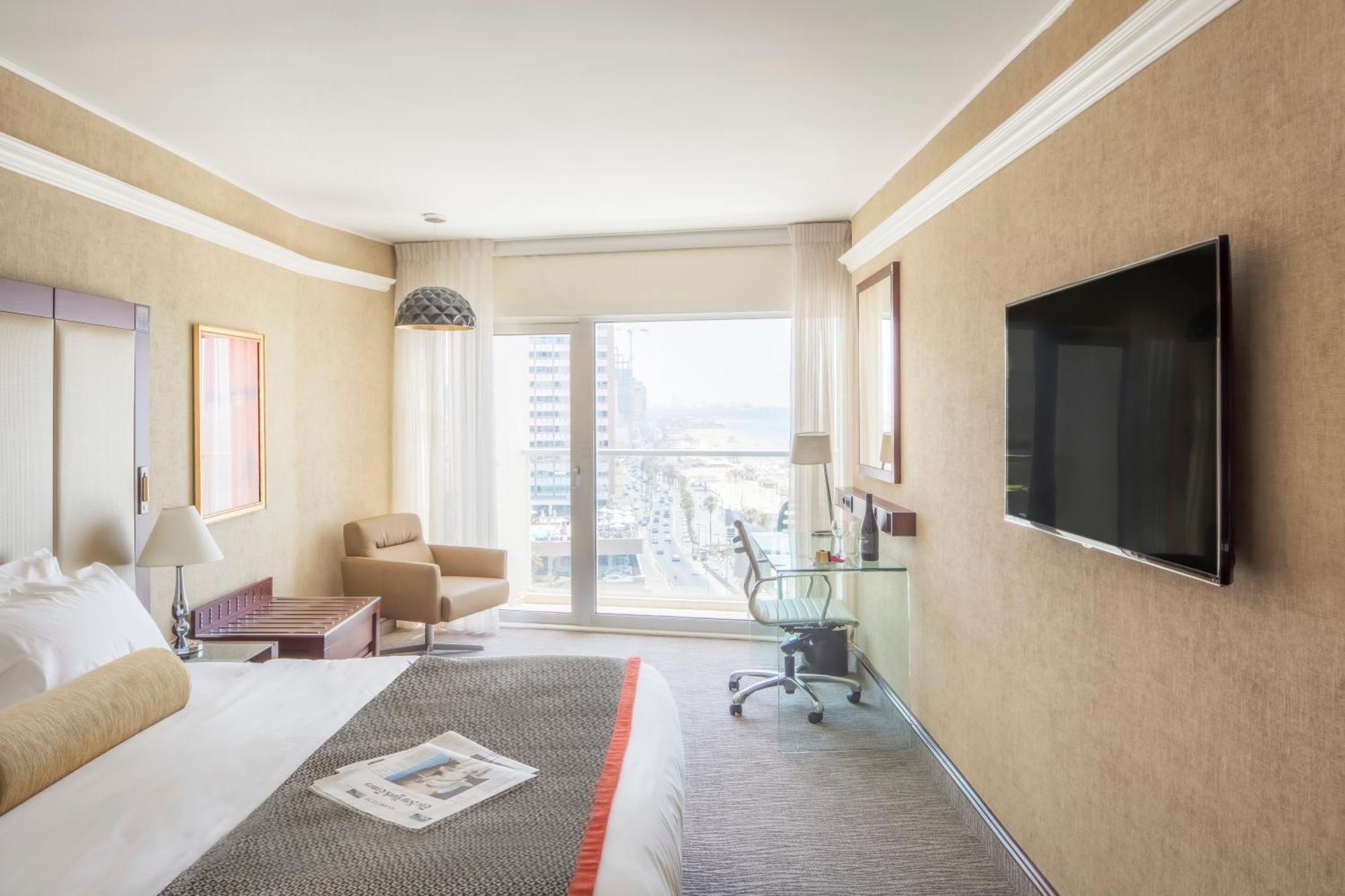 Renaissance Tel Aviv Hotel Exteriör bild